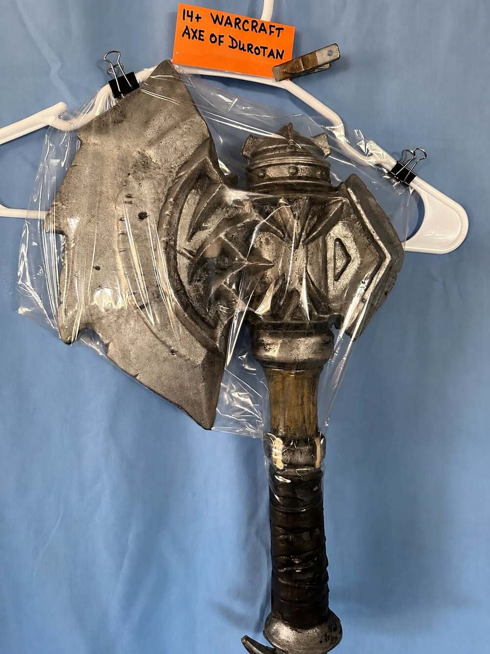 Warcraft Axe of Durotan JAKKS Pacific 2016 15” Plastic Costume Prop Replica